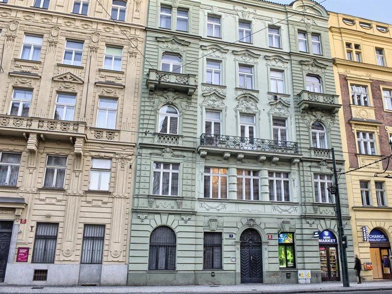 Krizovnicka Apartment Praha Bagian luar foto