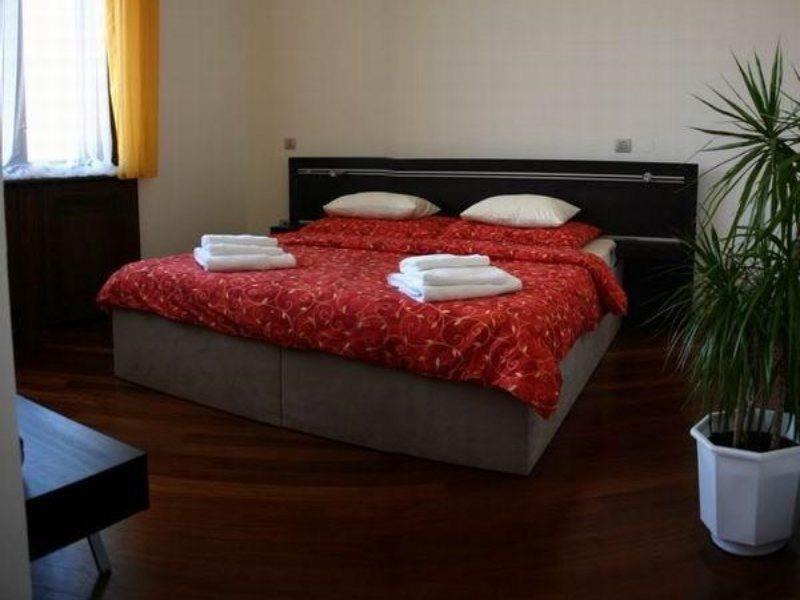 Krizovnicka Apartment Praha Bagian luar foto